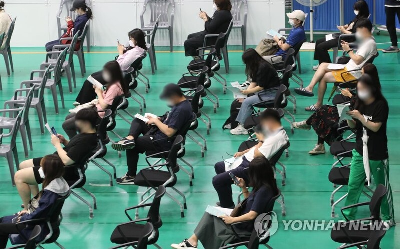 New virus cases in 2,000s for 5th day, distancing measures likely to be extended again