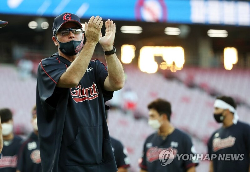 서튼 롯데 감독 "두산처럼 7연승 가능하다…자신감 충분"