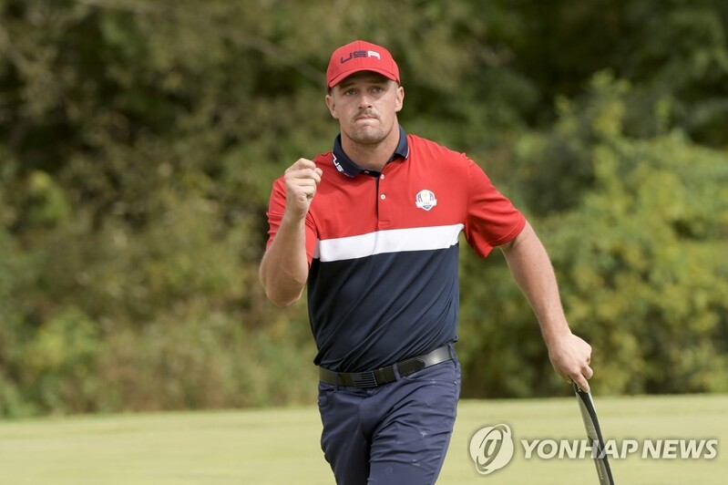 '장타자' 디섐보, 롱드라이브 챔피언십 16강 진출