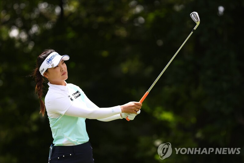 유소연, 숍라이트 클래식 1R 공동 선두…고진영·박인비 3위