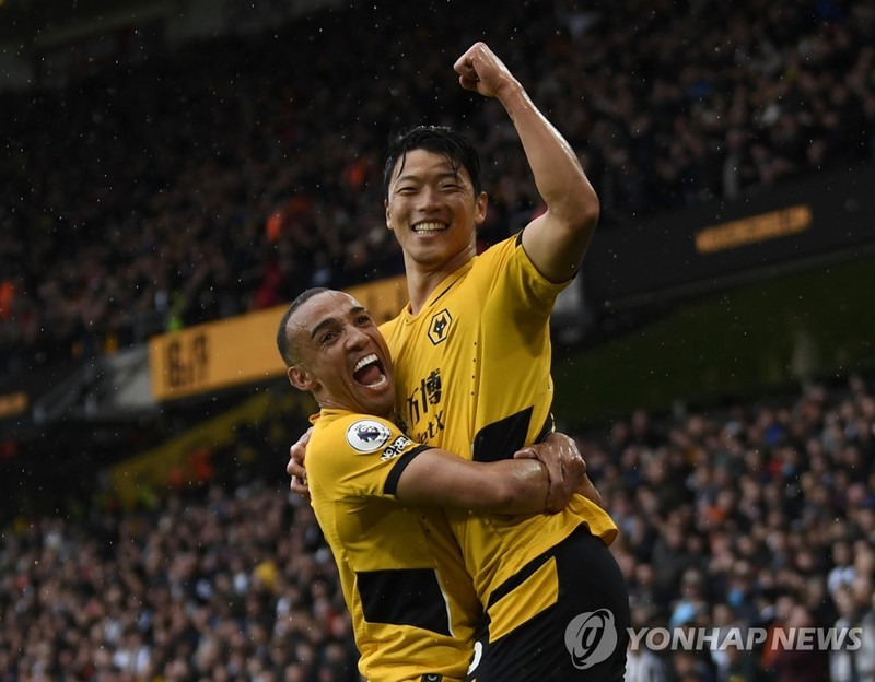 울브스 황희찬, EPL 첫 멀티골 폭발…뉴캐슬전 2-1 승리 견인(종합2보)