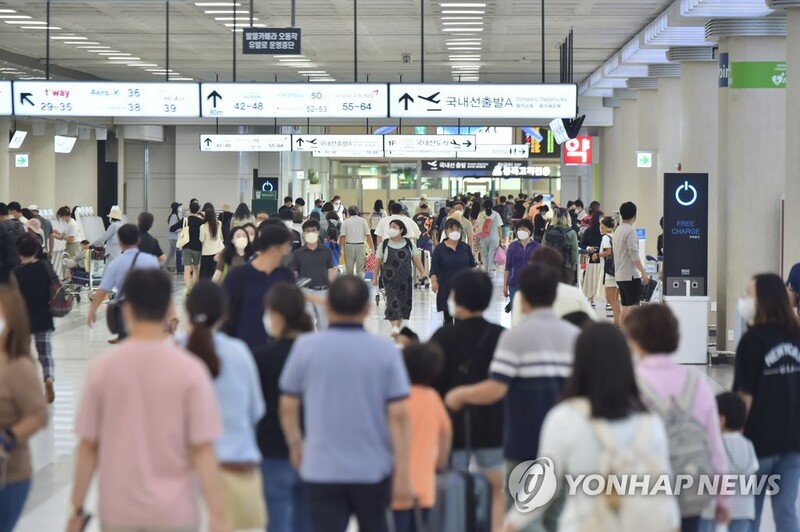 개천절 연휴 제주 관광객 15만6천명…전년 대비 34.9％↑