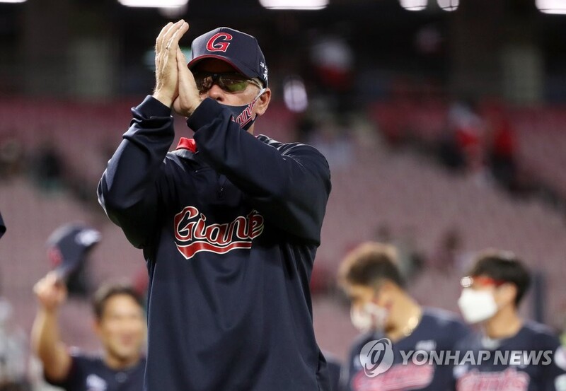 "7연승 두산처럼" 서튼 감독 말대로…진격의 거인, 어디까지