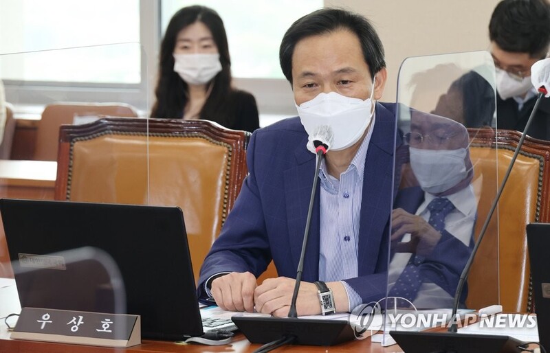 "방송사 '홈쇼핑 연계 편성' 일상화…3개월간 423회"