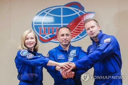 영화 촬영팀 태운 러 우주선 ISS 안착…우주서 첫 장편영화 찍어(종합2보)