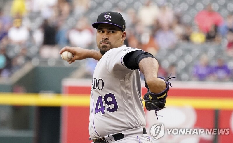 류현진에게 홈런 맞은 투수, 콜로라도와 5년 600억원에 재계약