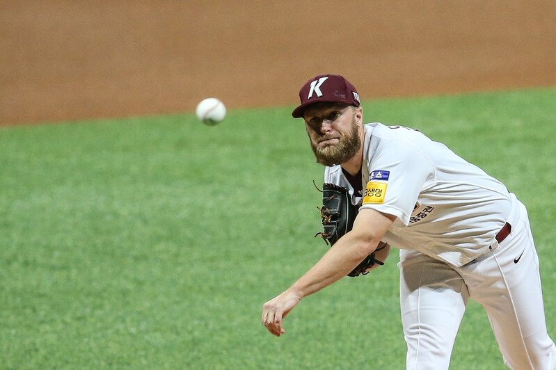 '긴장해 삼성!'…천적 요키시, 정규시즌 두 차례 더 등판 가능