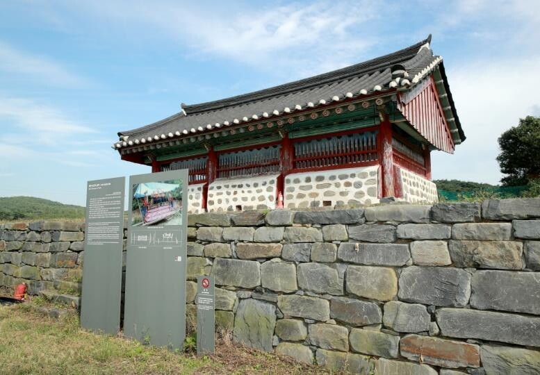 태안 '고종 아들 상여 보호각' 문화재 구역 해제 추진한다