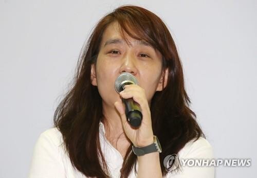 한강 "팬데믹에 문학의 힘이 우리를 더 깊게 연결"