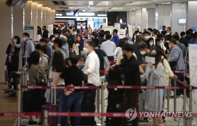 (3rd LD) New cases in 2,000s for 3rd day; resurgence in wider Seoul worrisome