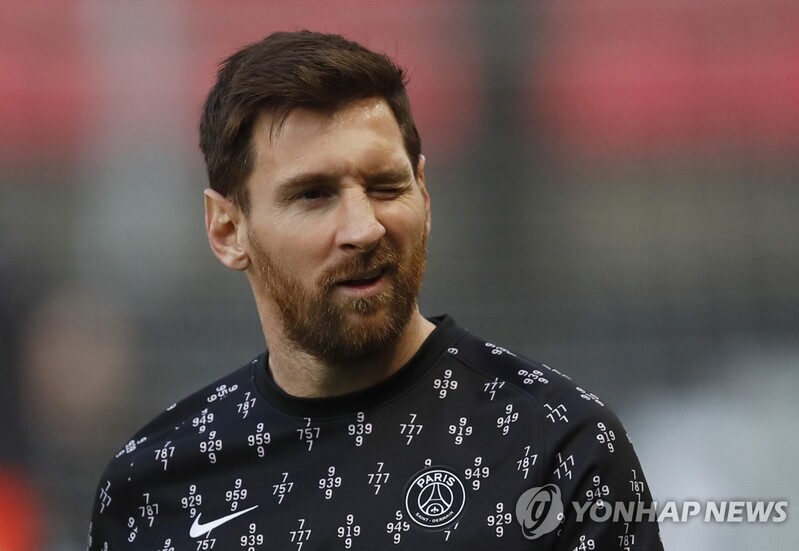 바르셀로나 회장 "PSG로 떠난 메시, 공짜로 뛰어주기를 바랐다"