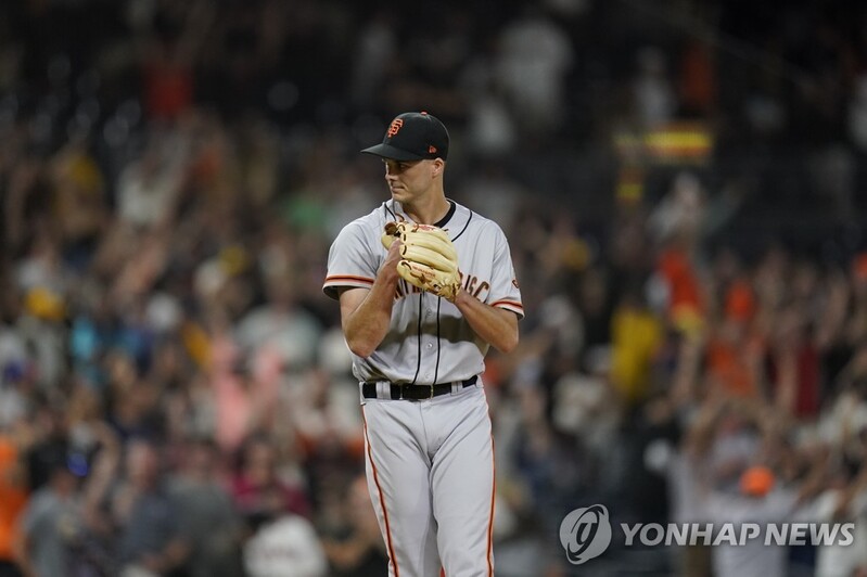 '네가 왜 거기서 나와?'…타일러 응원하는 '쌍둥이' 모습에 혼란