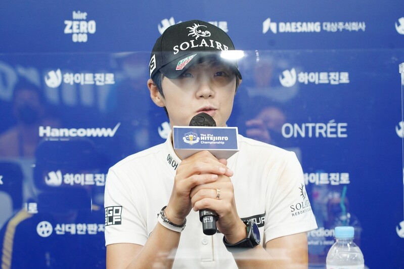 40위권 박성현 "이른 시일 내에 우승 소식 들려드리고 싶다"