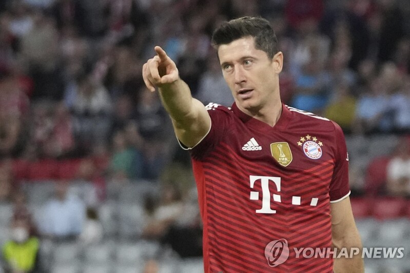 레반도프스키, 발롱도르 수상 가능성에 "내 업적이 답해 줄 것"