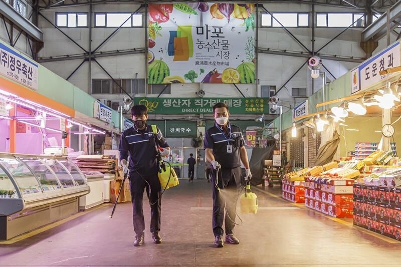 "코로나 확산세 잡혀"…마포농수산물시장 13일 재개장