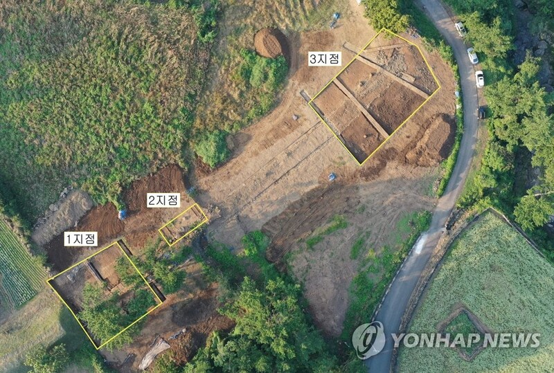 제주 항파두리 항몽유적 '동문' 터 발굴…성벽·받침돌 흔적
