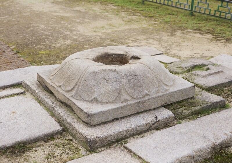 익산 미륵사지 밝히던 백제 석등은 어떤 모습이었을까