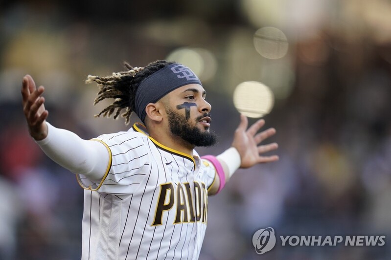 샌디에이고 타티스 주니어, 어깨 수술 아닌 재활 선택