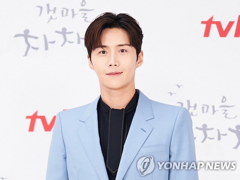 김선호 전 연인, 신상유포·신변위협 피해…"법적 대응"