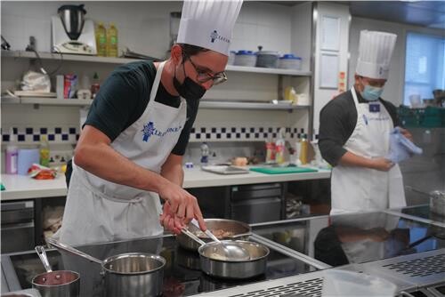 대상, 영국·프랑스서 김치 요리대회 개최…'김치 케이크' 1위
