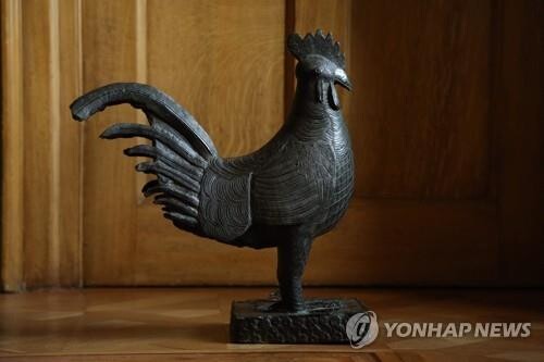 영 케임브리지대·프랑스 박물관, 아프리카 약탈 문화재 반환