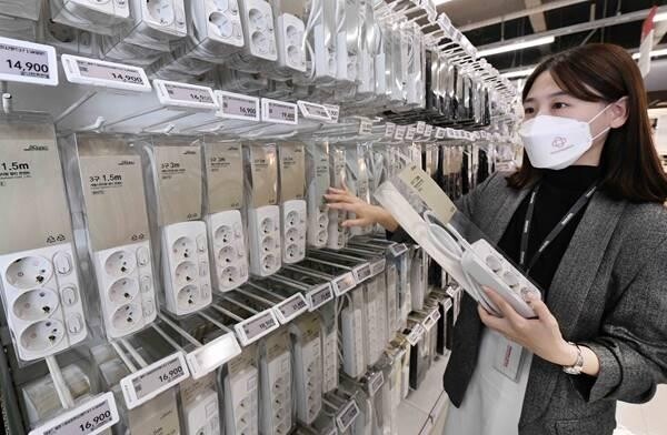 홈플러스, 우유팩 재활용 화장지 등 친환경 생필품 판매 확대