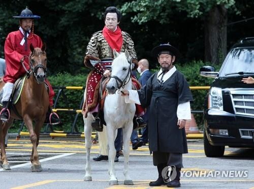 (Yonhap Feature) Self-proclaimed prophet and maverick, ridiculed by others, makes 3rd presidential bid