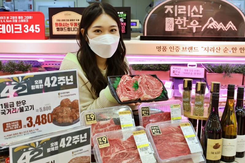 [주말N쇼핑] '위드 코로나'에 의류·잡화 할인 판매