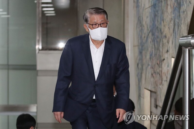 SK Networks CEO Choi steps down amid embezzlement trial