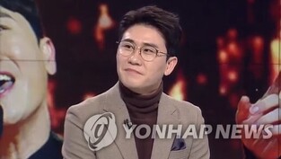 President of singer Young Tak's agency admits accusations of sajaegi, chart manipulation