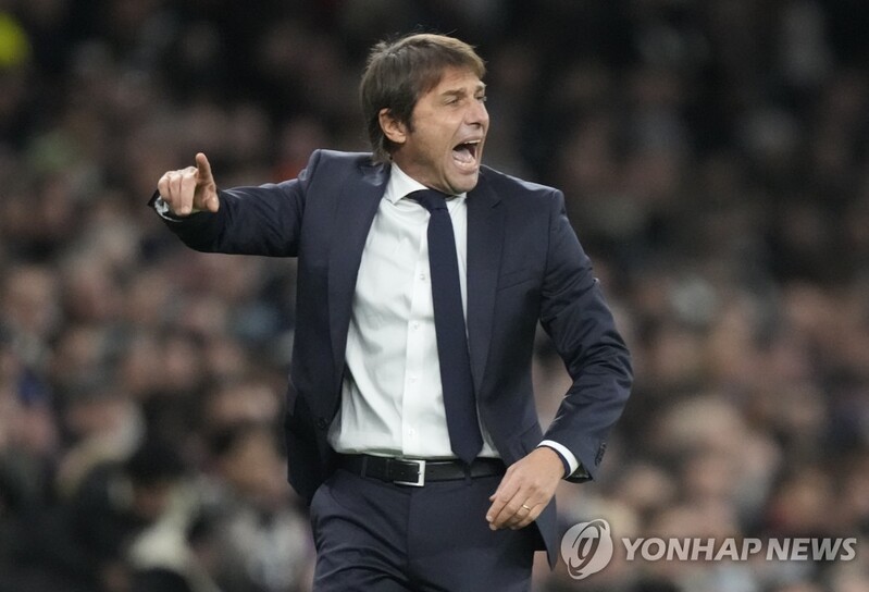 토트넘 데뷔전 힘겹게 이긴 콘테 "미친 경기…보완할 점 많아"