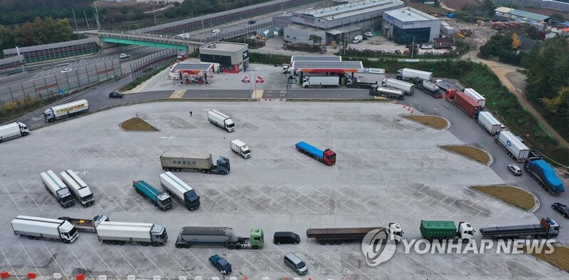 (LEAD) Cheong Wa Dae launches task force to tackle supply shortage of urea water solution