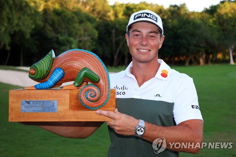 호블란, PGA 투어 WWT 챔피언십 우승…투어 통산 3승째