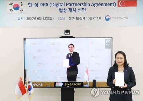 S. Korea, Singapore aim to strike digital trade deal this year