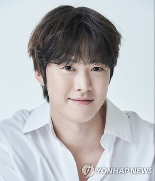 Gong Myoung of 'Lovers of the Red Sky' to join army on Dec.14