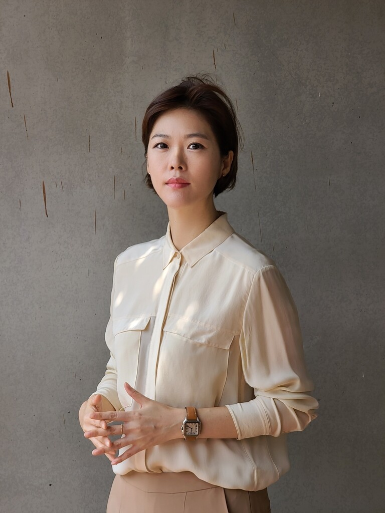 김광협문학상에 김지녀 시인 '방금 기이한 새소리를 들었다'