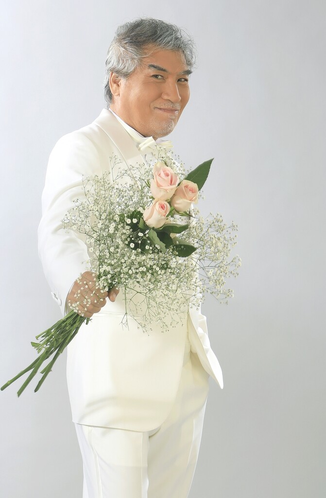 '테스형'이 돌아온다…나훈아, 내달 부산·서울·대구 콘서트