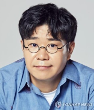 Composer Cho Yeong-su to produce first girl-group... Audition to receive applicants from 15th