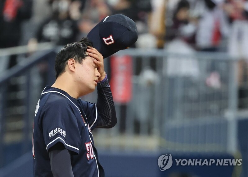 Defense, relief pitching betray Bears in opening Korean Series loss