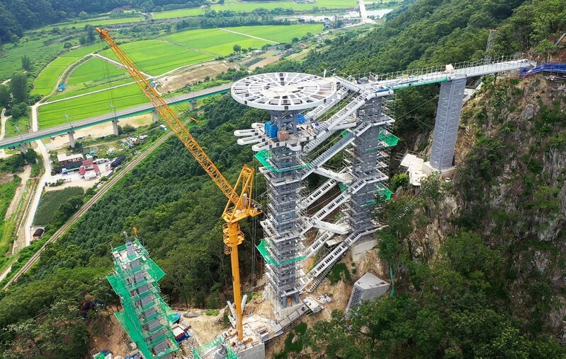 원주 소금산 그랜드 밸리 스카이타워·잔도 27일 개장