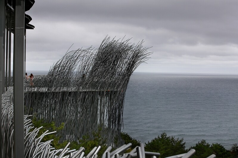 [여기 어때] 산, 바다, 하늘, 그리고 예술…강릉 하슬라아트월드
