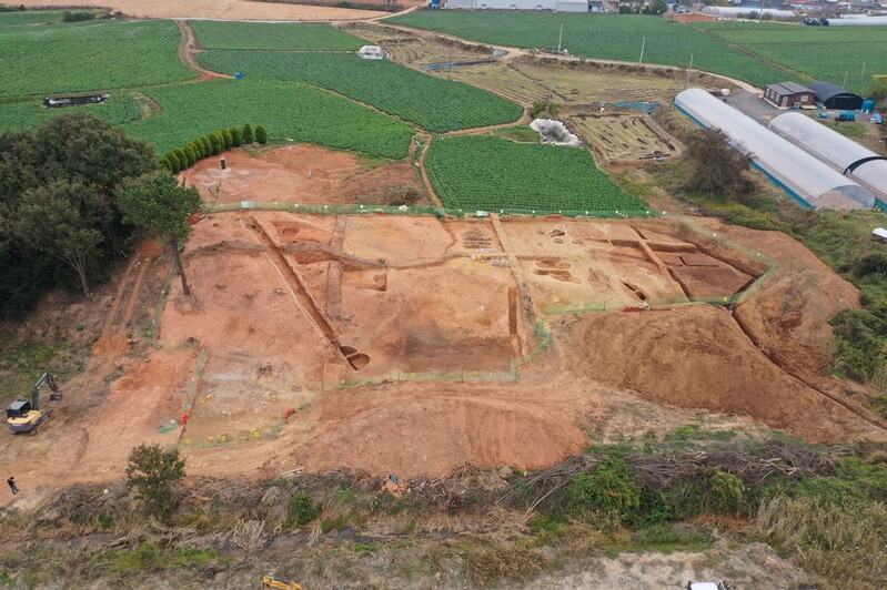 해남 진산리 요지서 고려청자·도기 굽던 가마 3기 확인