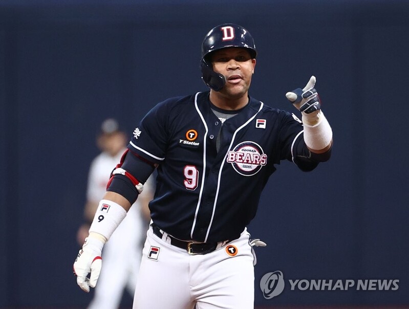 Red-hot hitter finds nothing unusual about teammates' Korean Series woes