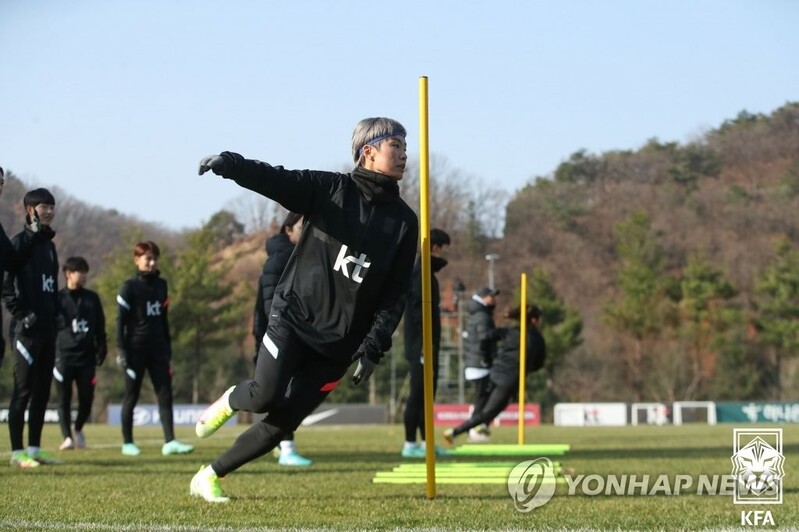 Women's football veterans eager for chance to win Asian title