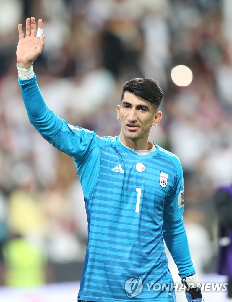 한국전서 61ｍ 던진 이란 골키퍼, 기네스북 최장기록 등재