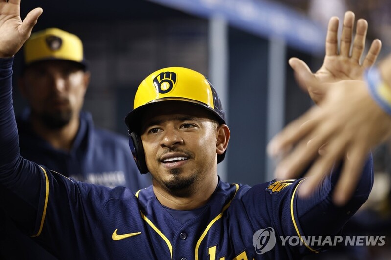 "MLB 메츠, FA 내야수 에스코바와 2년 2천만달러 계약"