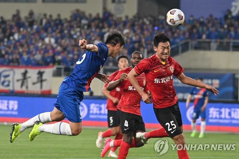 무너지는 중국의 축구굴기…"16개 구단 중 11개 팀 급여 체불"