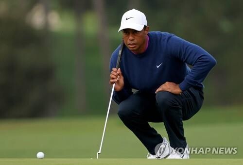 [권훈의 골프확대경] 내년부터 그린 파악은 눈으로만