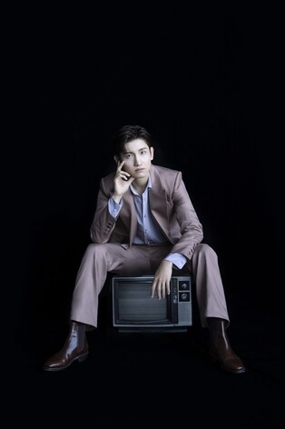 TVXQ's Max Changmin to release Japanese solo album 'Human'