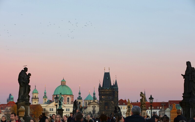 [imazine] 돌아온 프라하의 연인들 ① 백탑의 도시를 거닐다